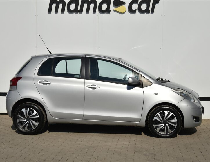 Toyota Yaris Hatchback 1,3 l 73 kw