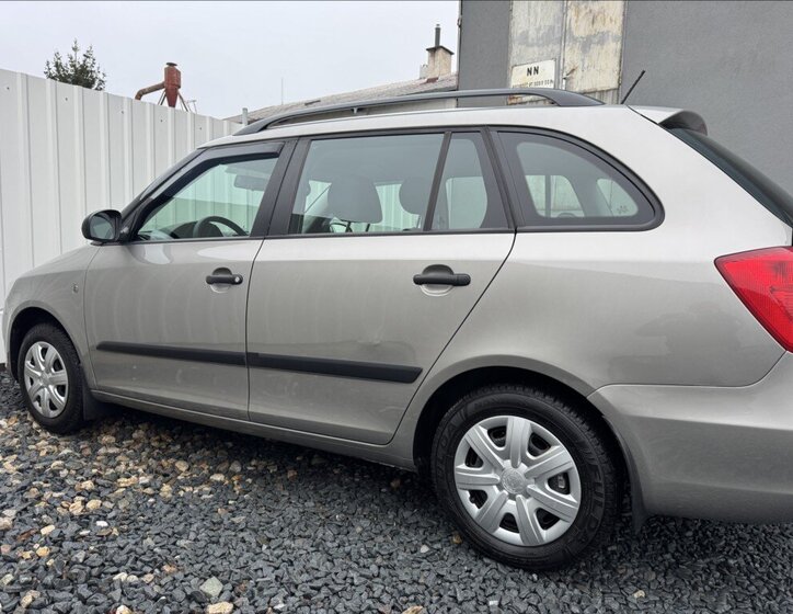 Škoda Fabia 18