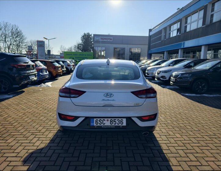 Hyundai i30 Liftback 998,0 88 kw