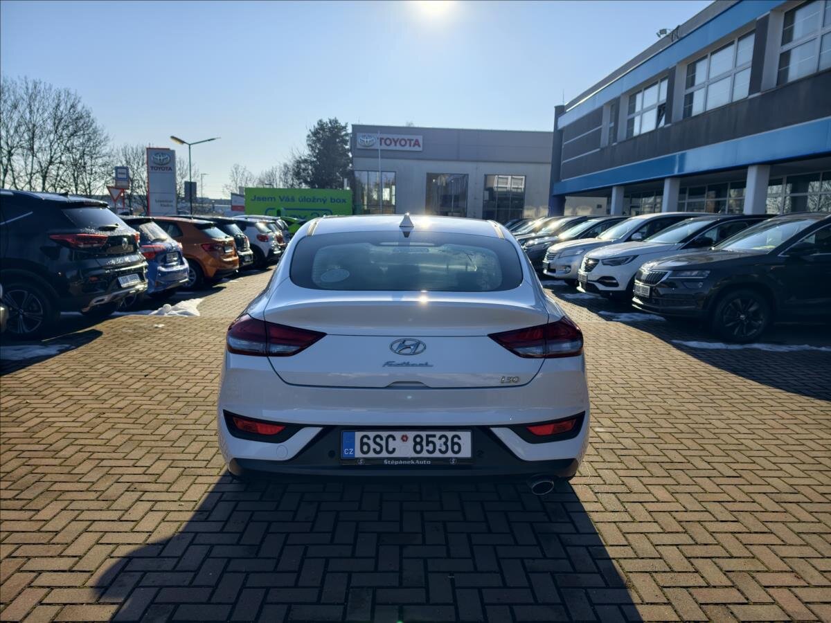 Hyundai i30 Liftback 998,0 88 kw