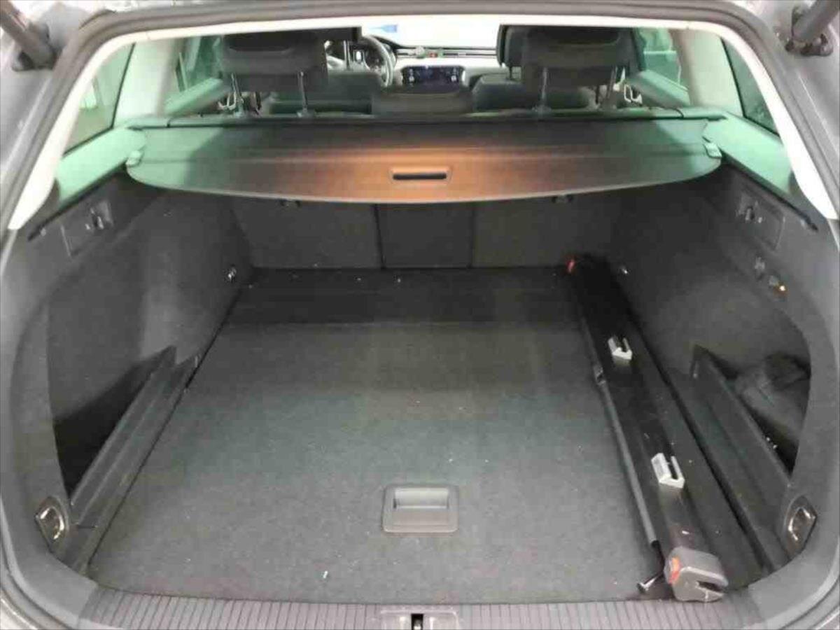 Volkswagen Passat Kombi 2,0 l 110 kw