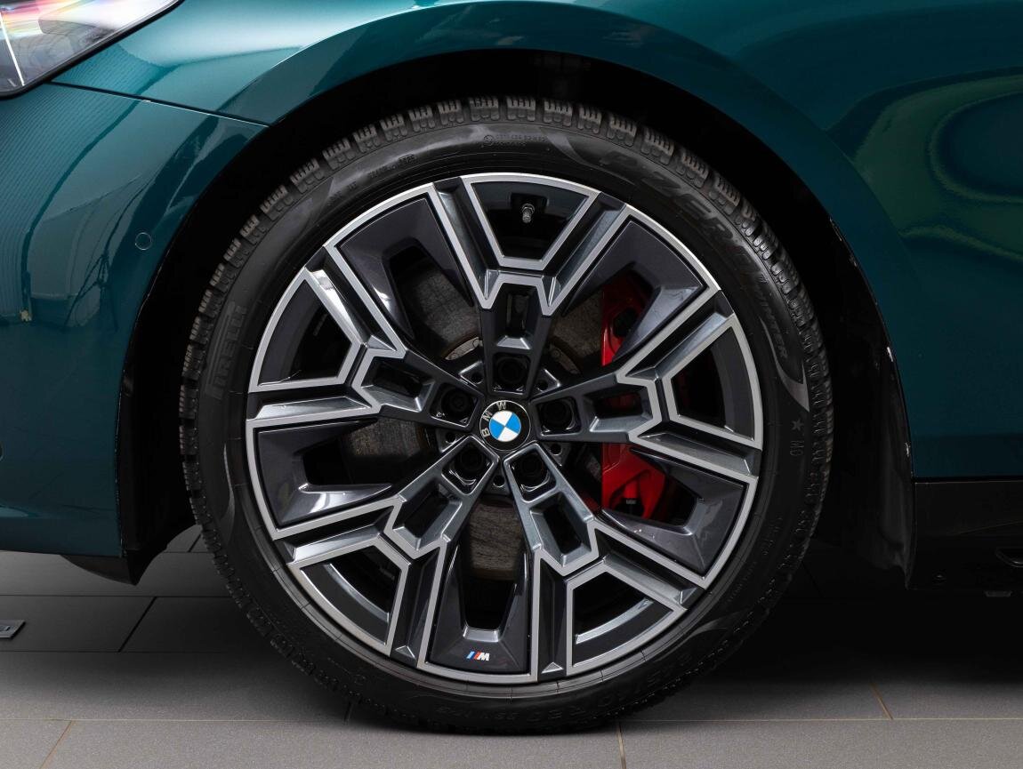 BMW i5 Sedan / Limuzína 0,0 250 kw