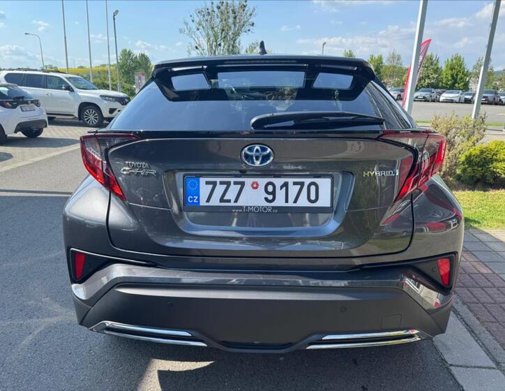 Toyota C-HR 7