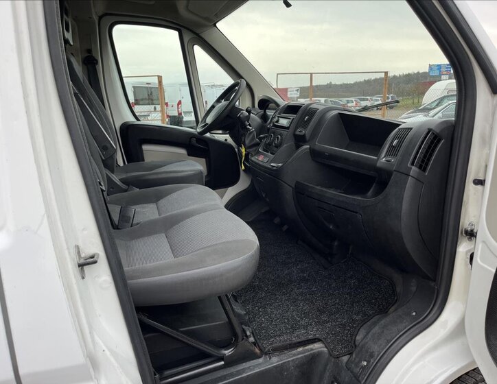 Peugeot Boxer Skříň 2,2 l 96 kw