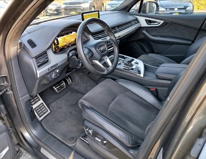 Audi Q7 SUV / Terénní 3,0 l 200 kw
