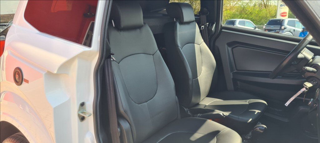 Ligier Ostatní Hatchback 499,0 6 kw