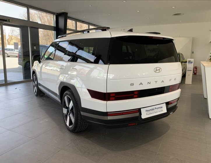Hyundai Santa Fe SUV / Terénní 1,6 l 117 kw