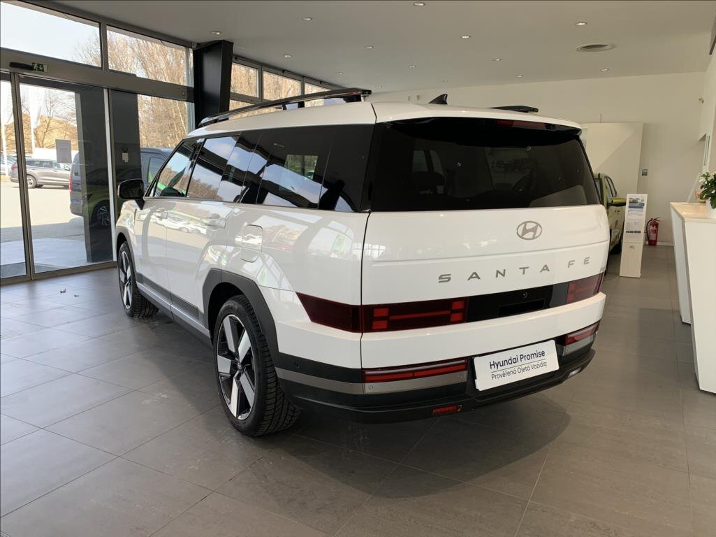 Hyundai Santa Fe SUV / Terénní 1,6 l 117 kw