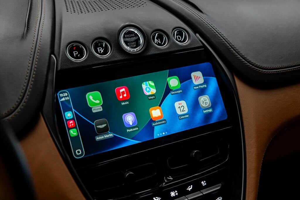 Aston Martin Ostatní SUV 4,0 l 405 kw