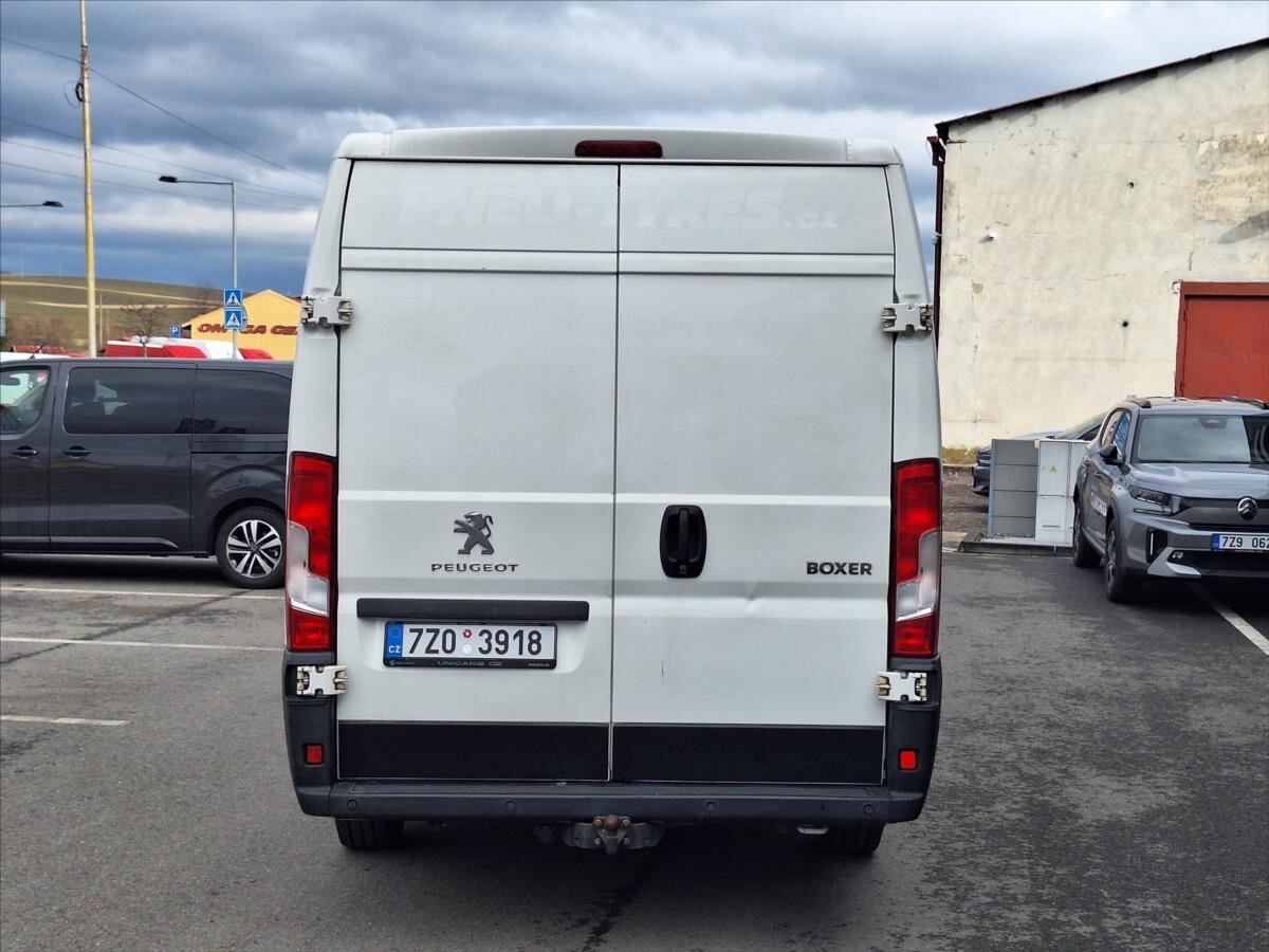 Peugeot Boxer Skříň 2,2 l 121 kw
