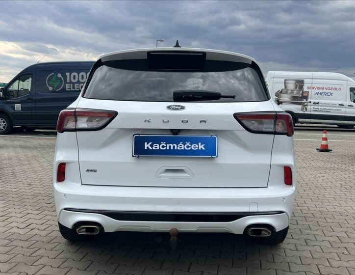 Ford Kuga SUV / Terénní 2,0 l 140 kw