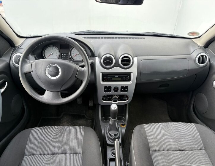 Dacia Sandero Hatchback 1,6 l 64 kw