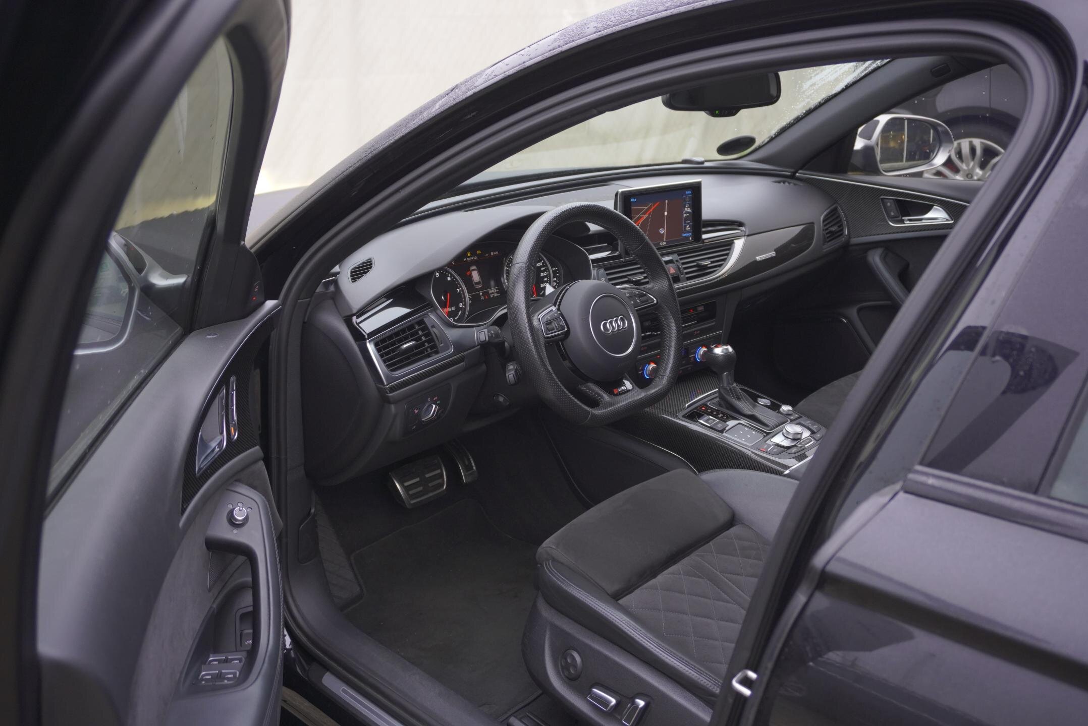 Audi RS 6 Hatchback 4,0 l 412 kw