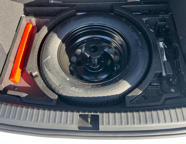 Škoda Karoq SUV / Terénní 1,5 l 110 kw