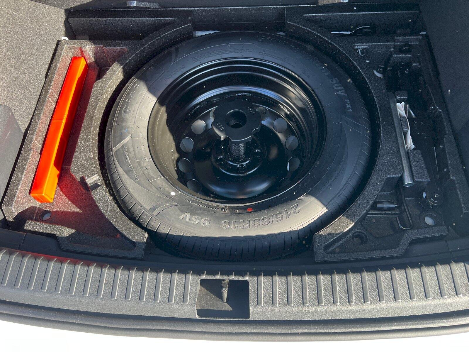 Škoda Karoq SUV / Terénní 1,5 l 110 kw