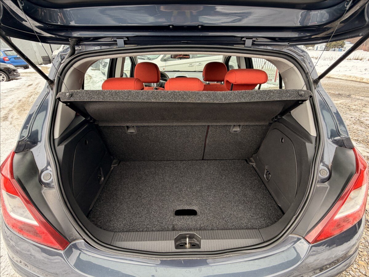 Opel Corsa Hatchback 1,4 l 66 kw