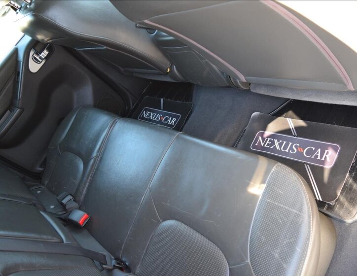 Nissan Navara Pick-up 3,0 l 170 kw