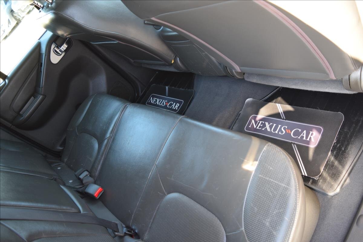 Nissan Navara Pick-up 3,0 l 170 kw