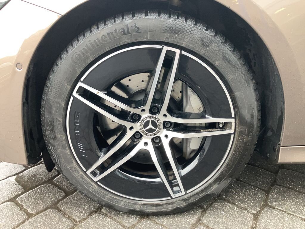 Mercedes-Benz Třídy E Sedan / Limuzína 2,0 l 290 kw