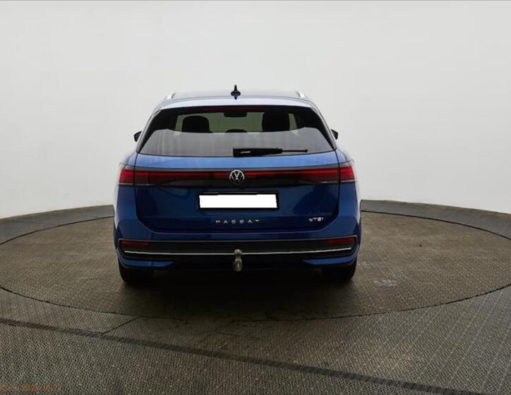Volkswagen Passat 4