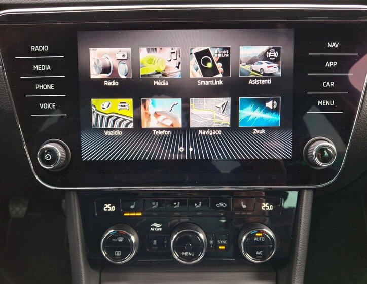 Škoda Superb Liftback 1,5 l 110 kw