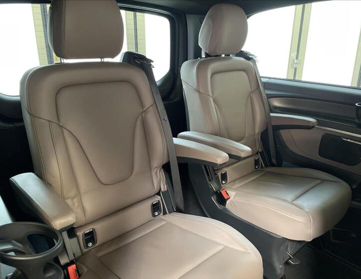 Mercedes-Benz Třídy V 22