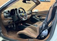 Ferrari F8 Kabriolet 3,9 l 530 kw