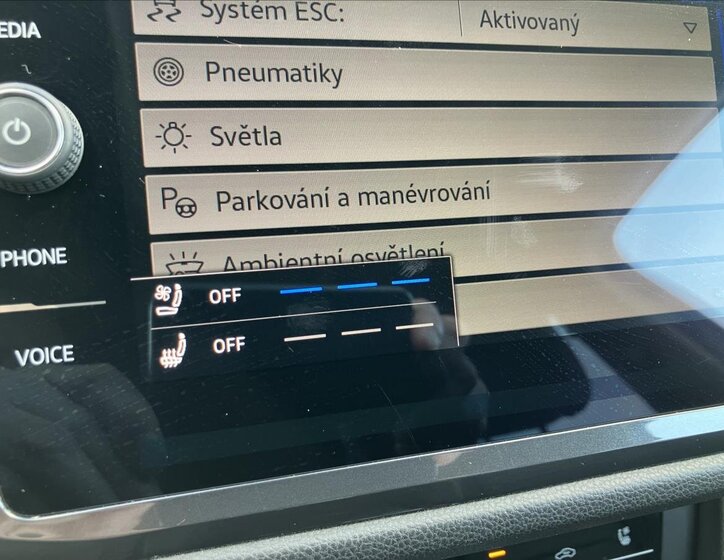 Volkswagen Tiguan SUV / Terénní 2,0 l 110 kw