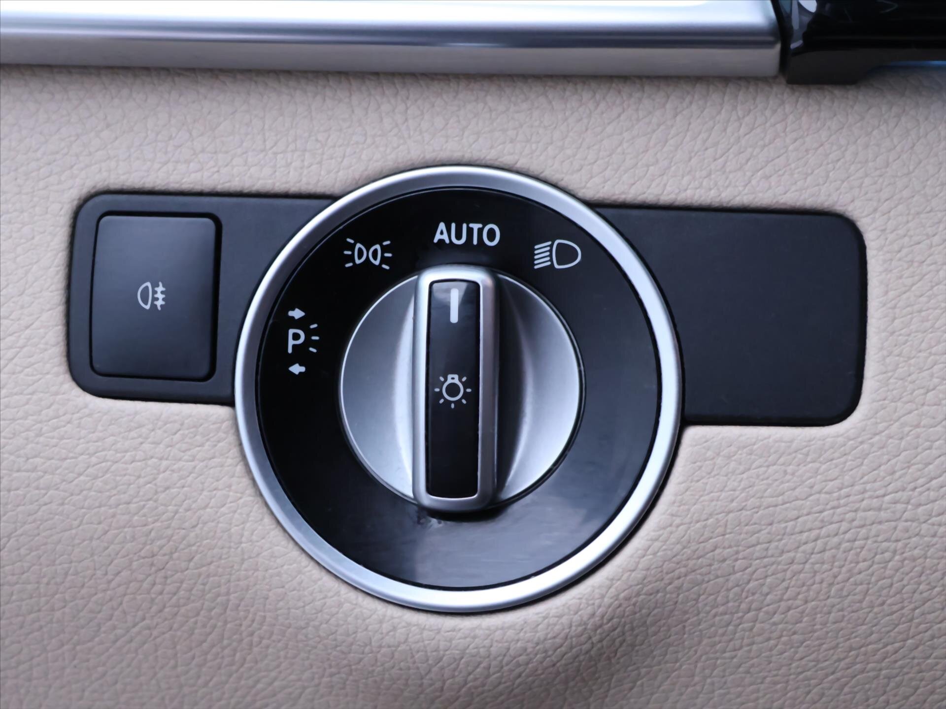 Mercedes-Benz GLE SUV / Terénní 3,0 l 190 kw