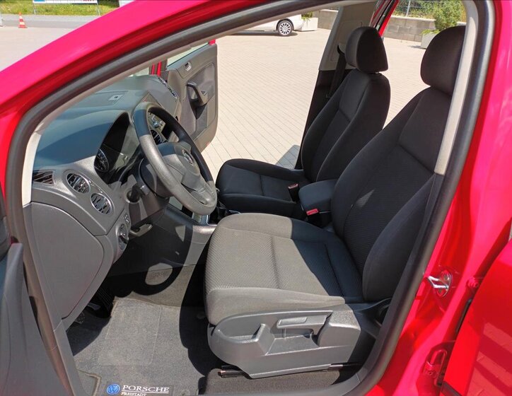 Volkswagen Golf Plus Kombi 1,6 l 66 kw