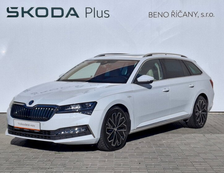 Škoda Superb 1