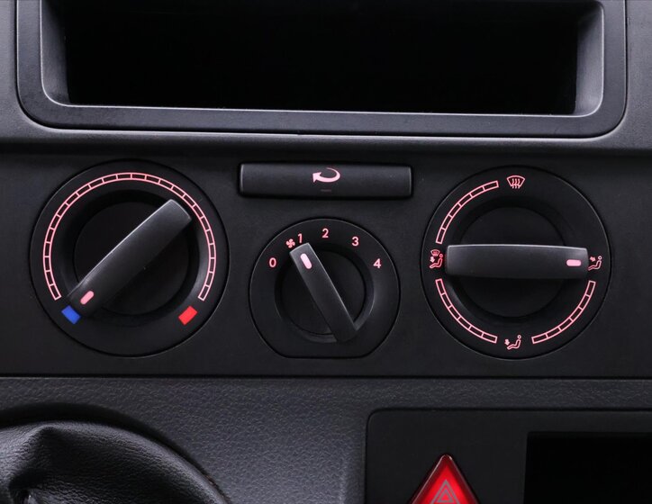 Volkswagen Transporter 22