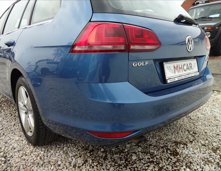 Volkswagen Golf Kombi 1,6 l 77 kw