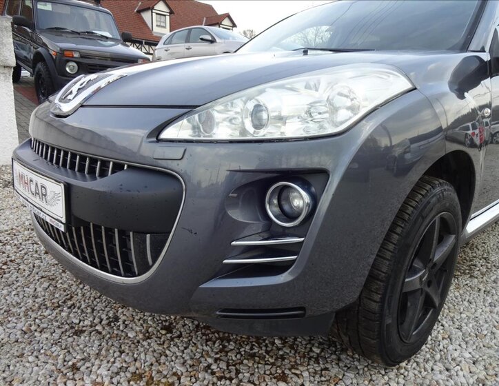 Peugeot 4007 Kombi 2,2 l 115 kw