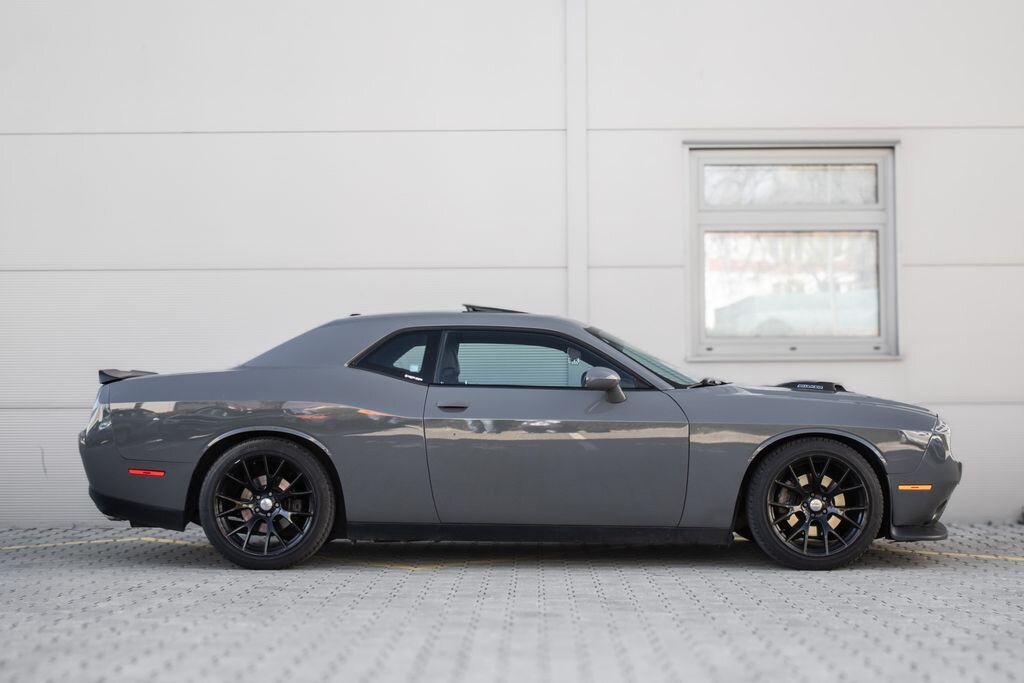 Dodge Challenger Kupé 5,7 l 277 kw