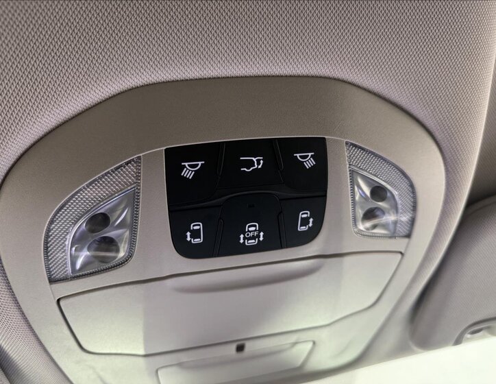 Chrysler Pacifica MPV 3,6 l 214 kw