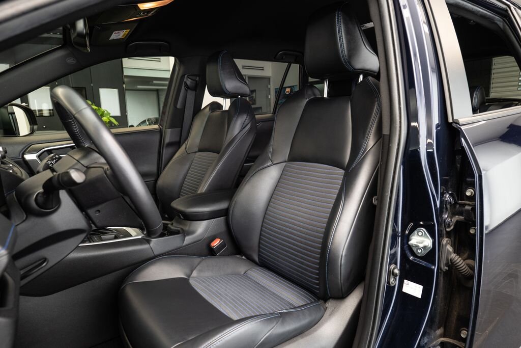 Toyota RAV4 SUV 2,5 l 131 kw