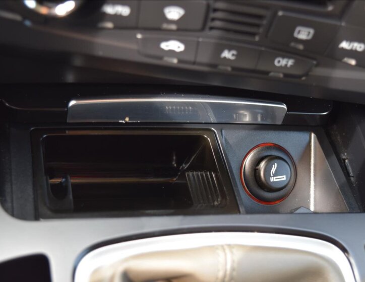 Audi Q5 SUV / Terénní 2,0 l 105 kw