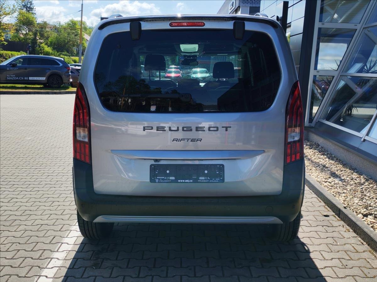 Peugeot Rifter MPV 1,5 l 96 kw