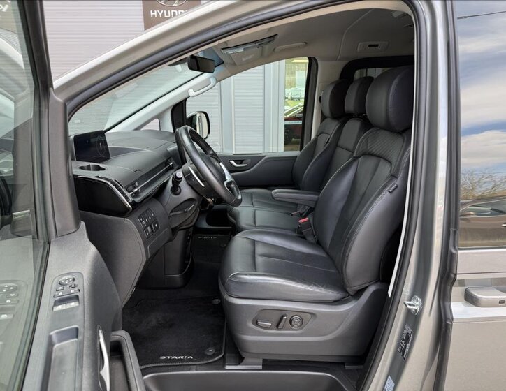 Hyundai Staria VAN / Minibus 2,2 l 130 kw