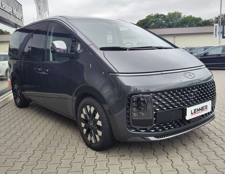Hyundai Staria 3