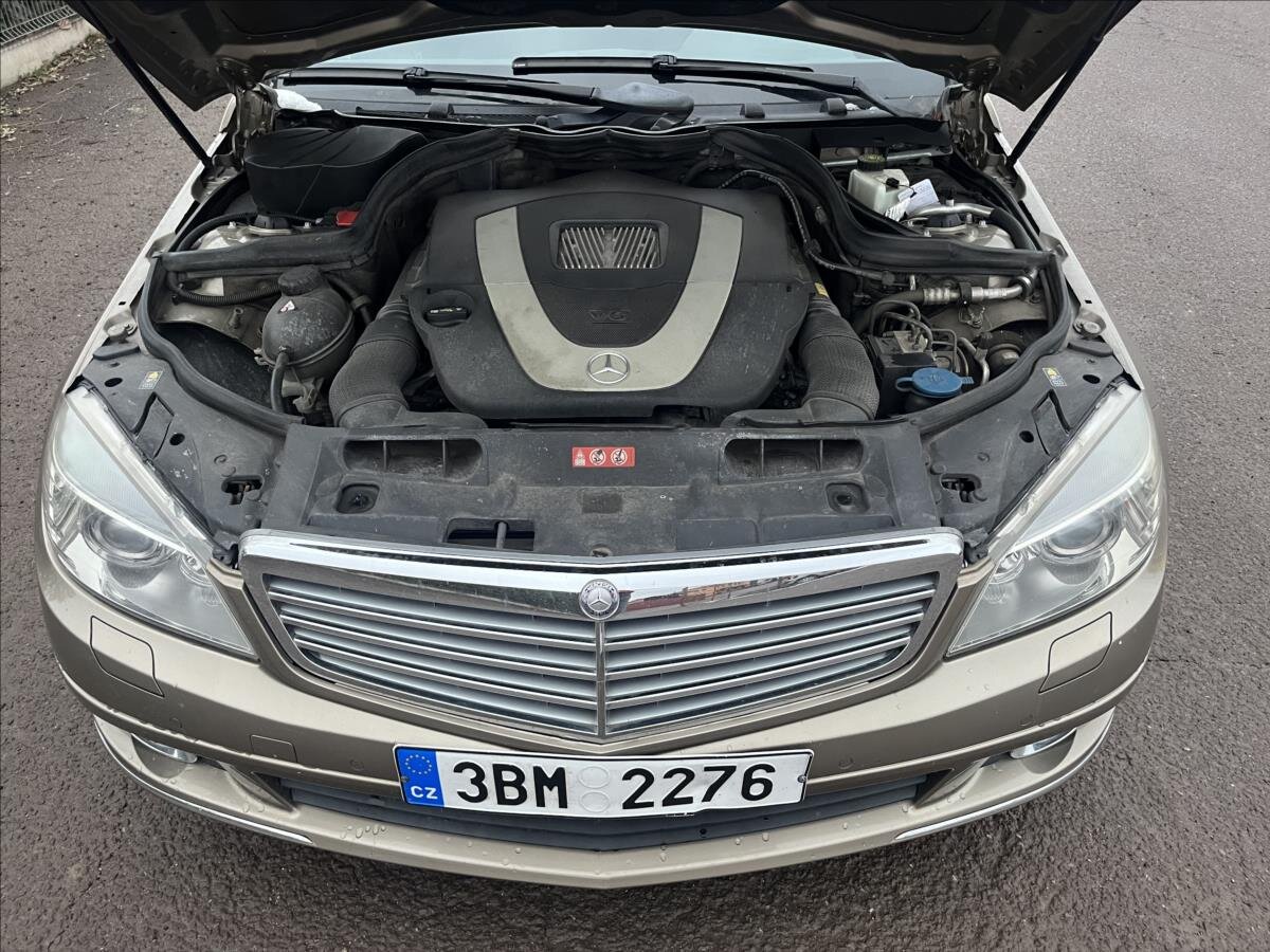 Mercedes-Benz Třídy C Sedan / Limuzína 3,0 l 170 kw