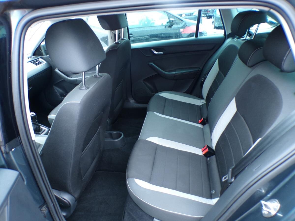 Škoda Rapid Hatchback 1,2 l 66 kw