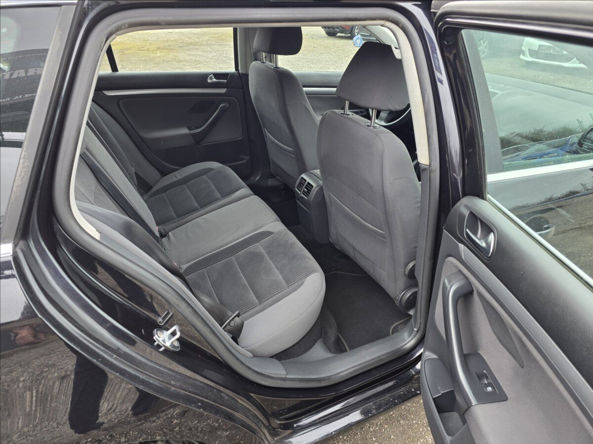 Volkswagen Golf Kombi 2,0 l 103 kw