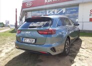 KIA Ceed 4