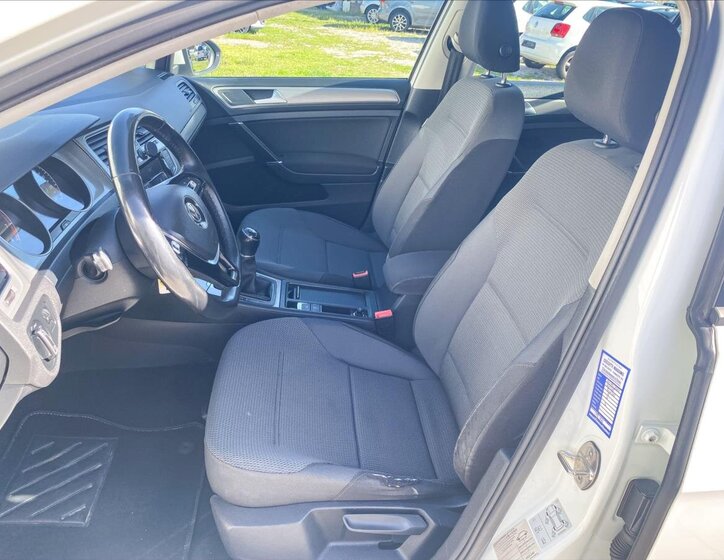 Volkswagen Golf Hatchback 1,4 l 81 kw