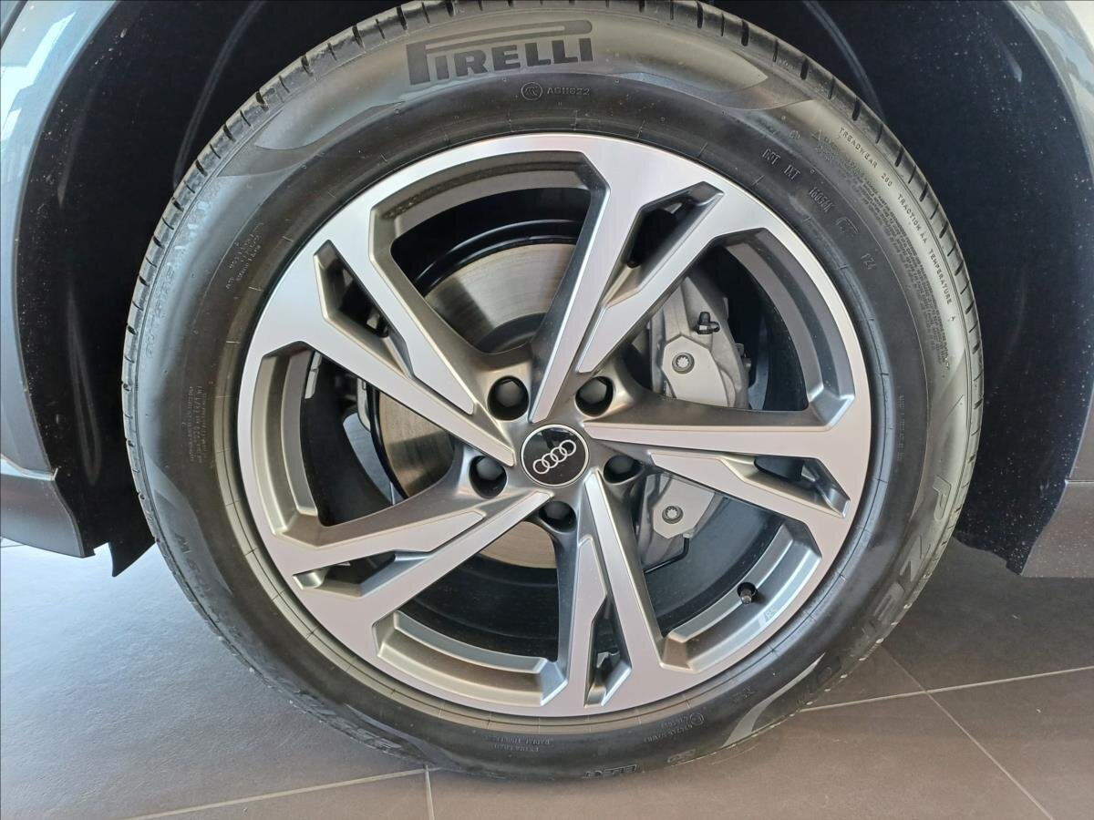 Audi Q6 SUV / Terénní 0,0 285 kw