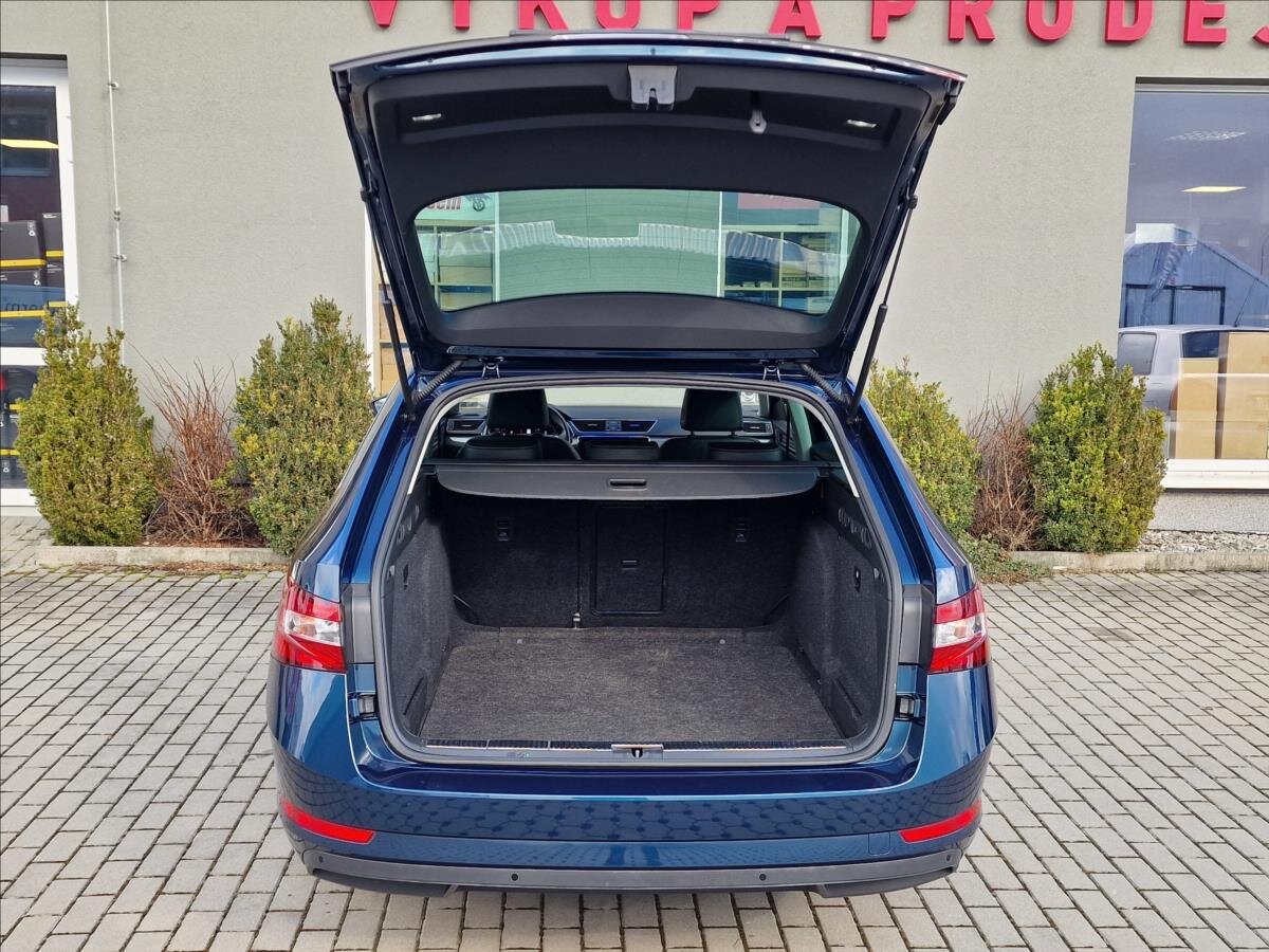 Škoda Superb Kombi 2,0 l 147 kw