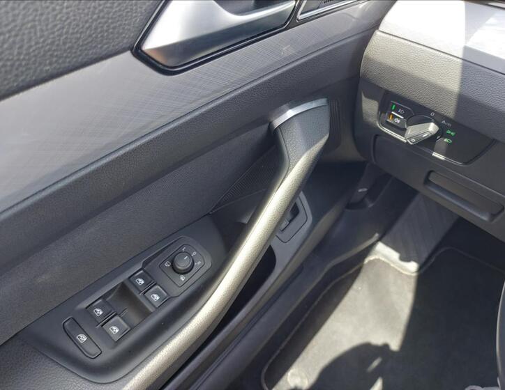 Volkswagen Passat 24