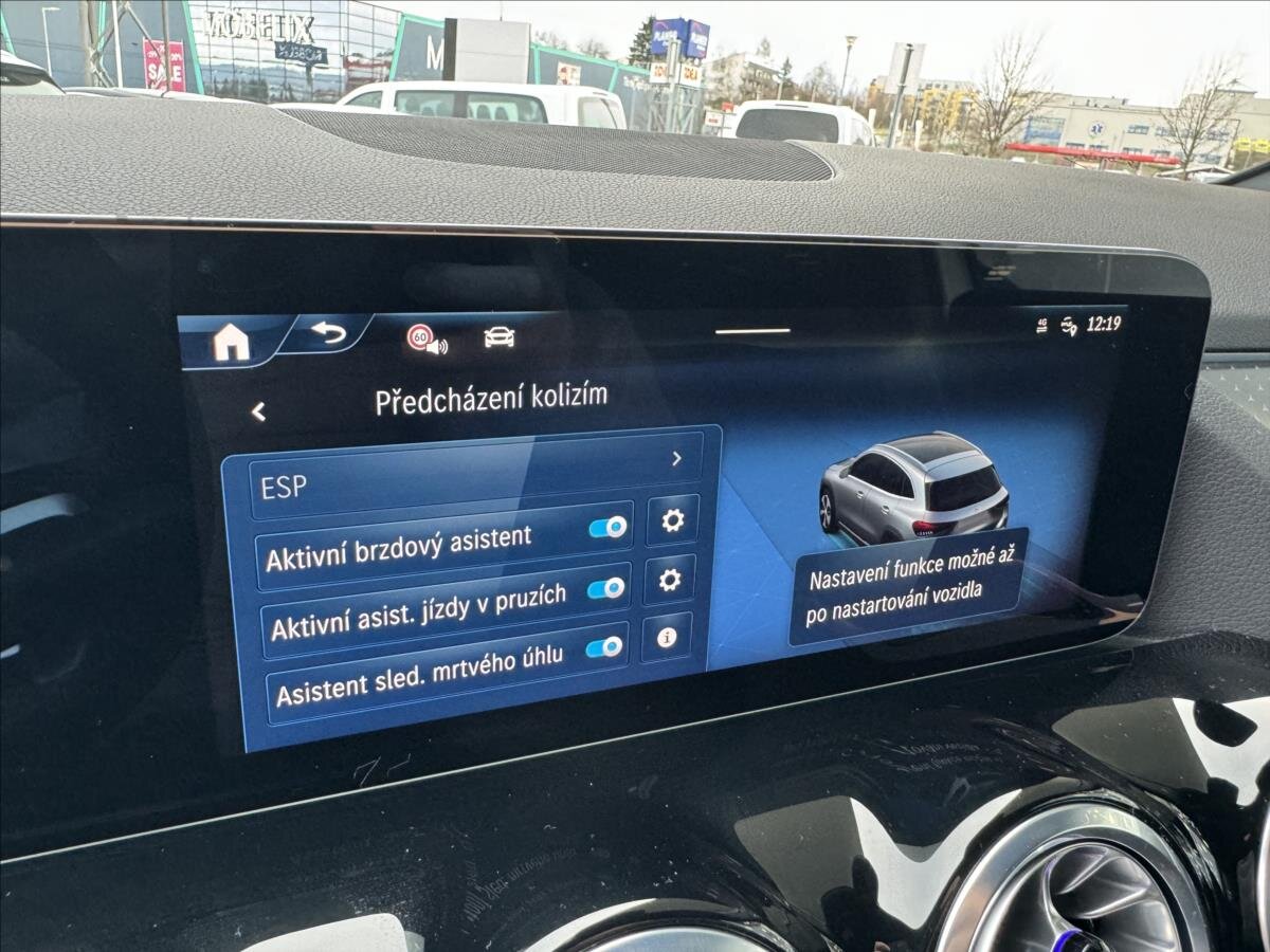 Mercedes-Benz GLA SUV / Terénní 2,0 l 110 kw